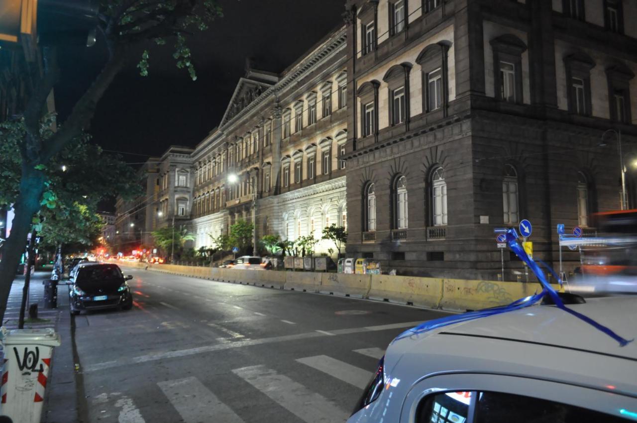 Hsuite Naples Exterior photo