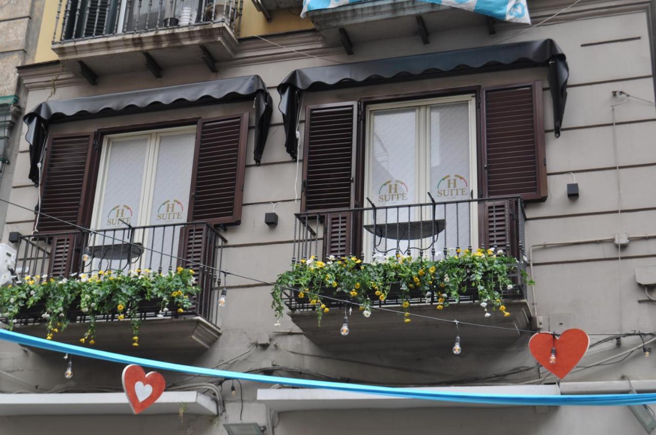 Hsuite Naples Exterior photo